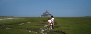 Mont-Saint-Michel-con-niños-PT (1)